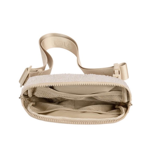 Lole Sherpa belt bag NWT - Picture 2 of 4